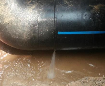 东湖楼顶渗水维修公司为大家分享下东湖卫生间漏水维修修补技术!